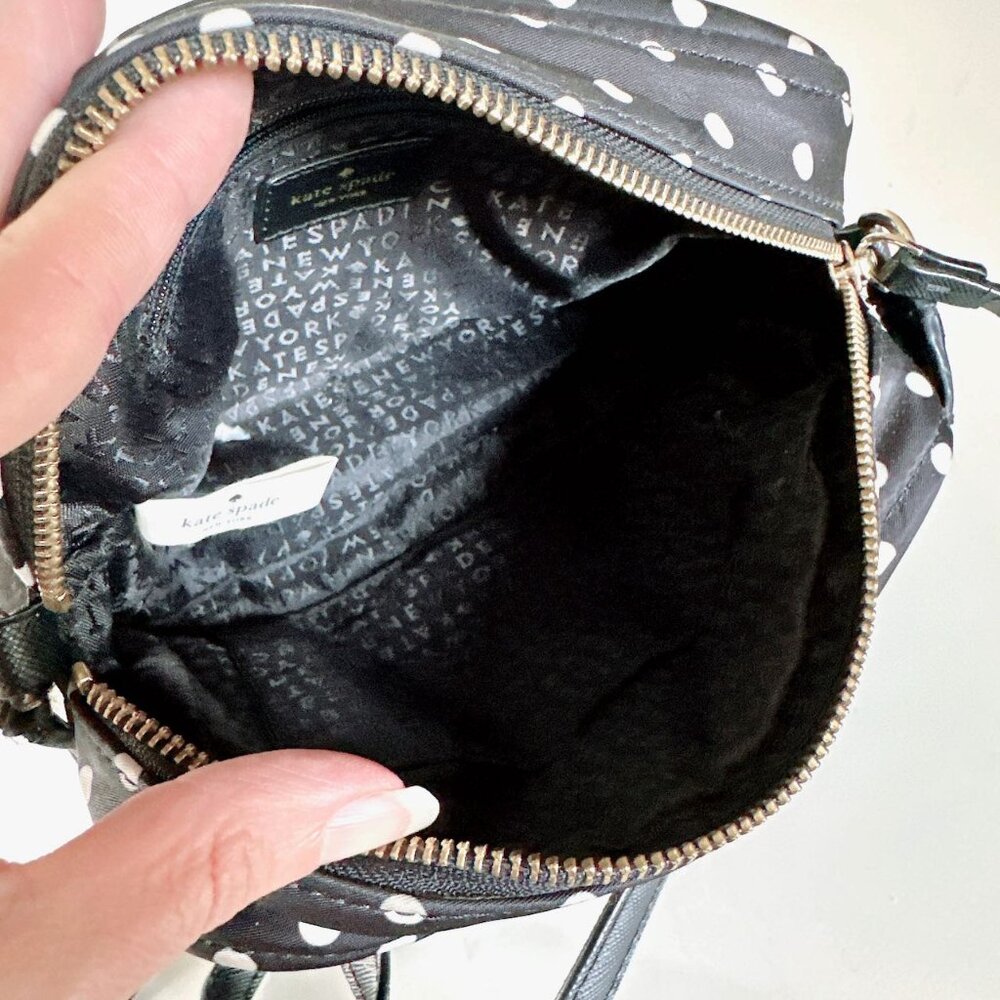 KATE SPADE BLACK & WHITE POLKA DOT CROSSBODY PURSE - Picture 9 of 10